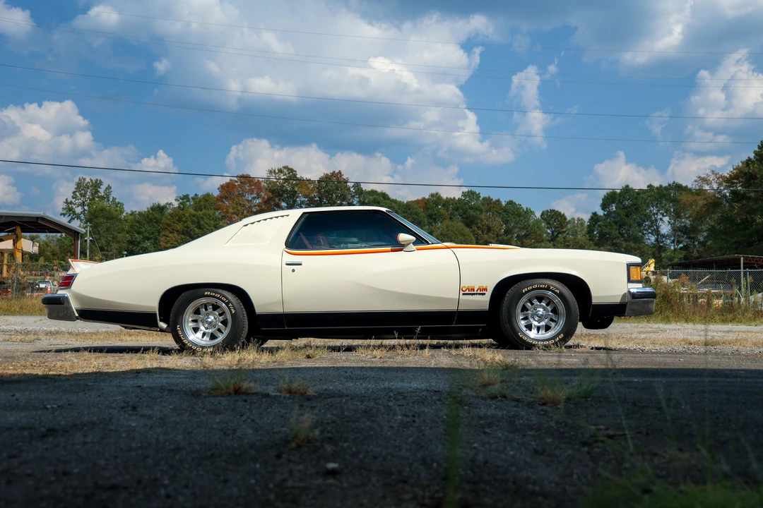 1977 Pontiac LeMans 4th+ Gen - Image 4 of 31