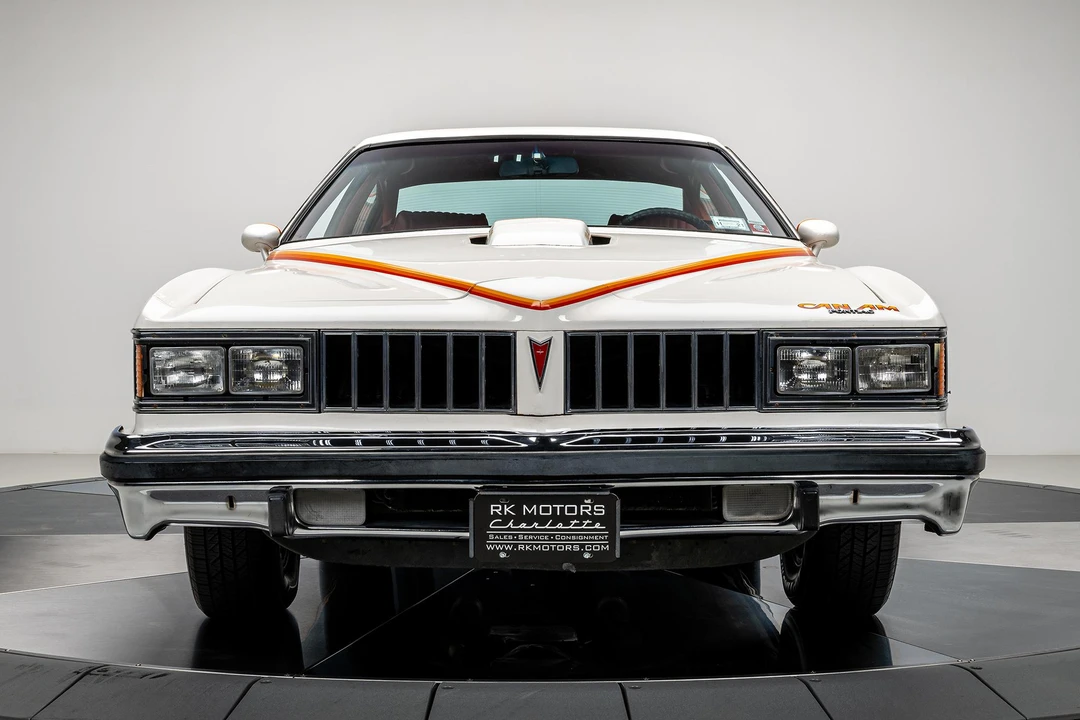 1977 Pontiac LeMans 4th+ Gen - Image 4 of 31