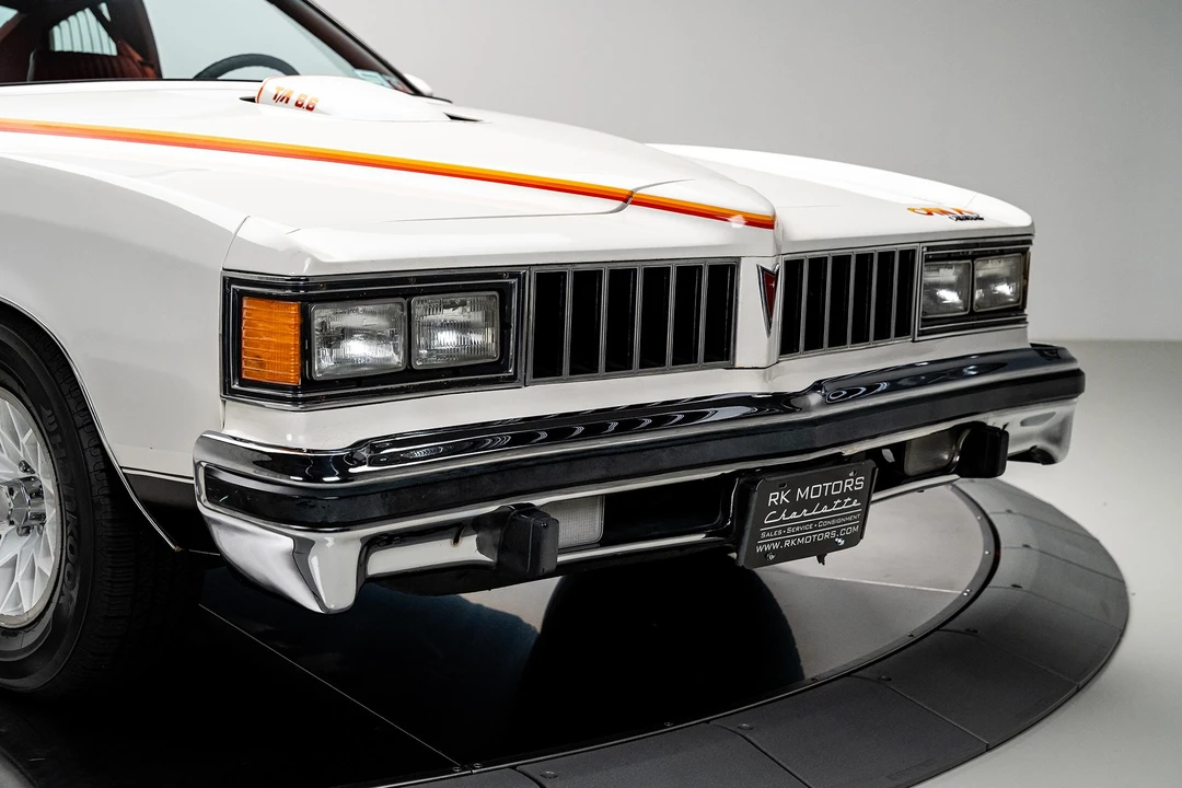 1977 Pontiac LeMans 4th+ Gen - Image 14 of 31