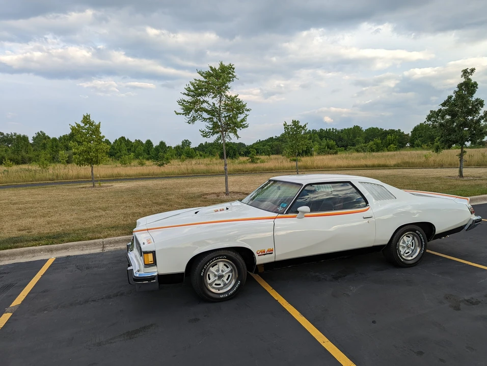 1977 Pontiac LeMans 4th+ Gen - Image 2 of 31