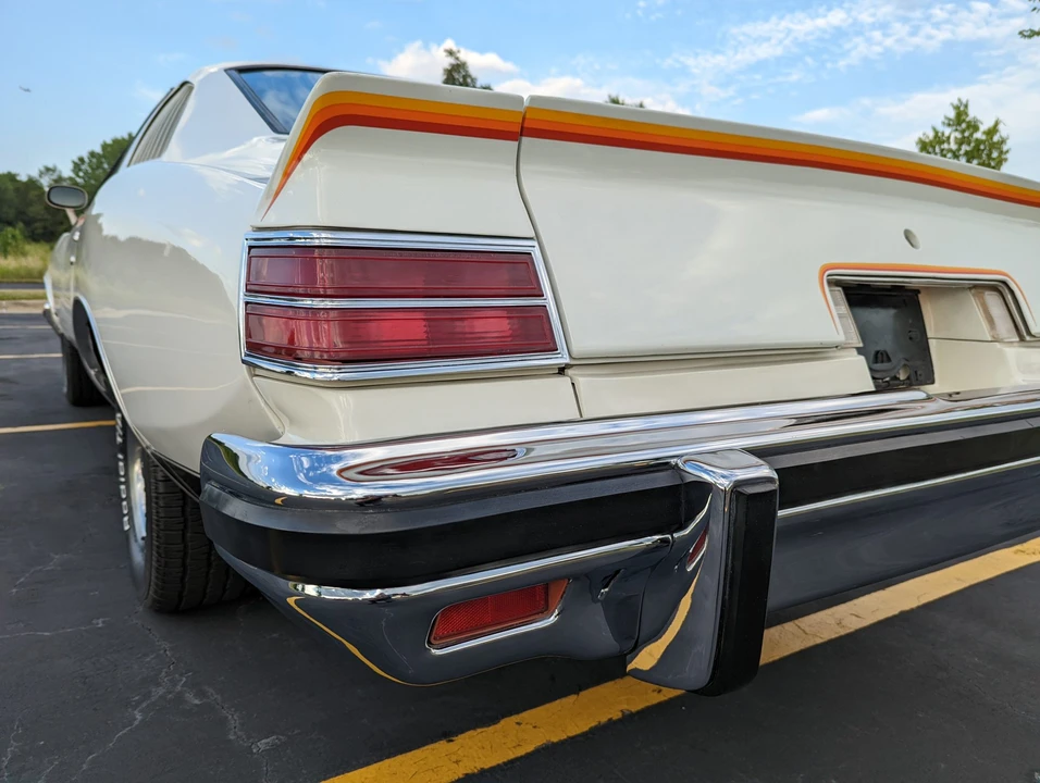1977 Pontiac LeMans 4th+ Gen - Image 28 of 31