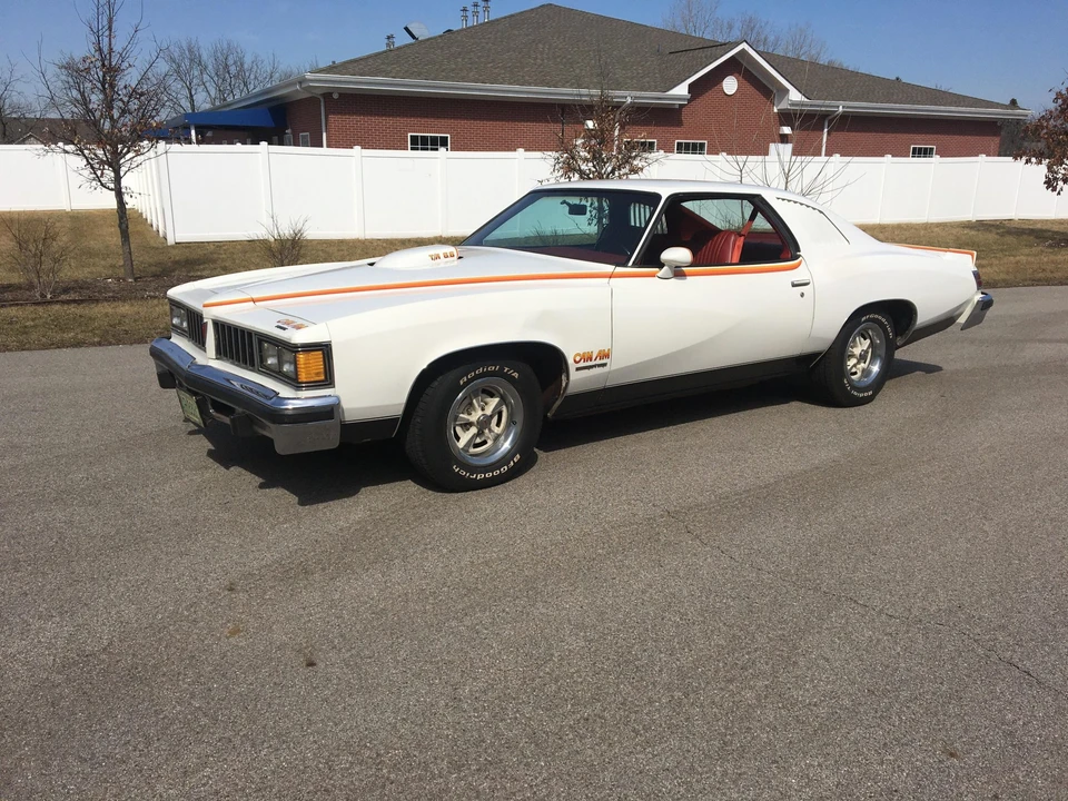 1977 Pontiac LeMans 4th+ Gen - Image 3 of 31
