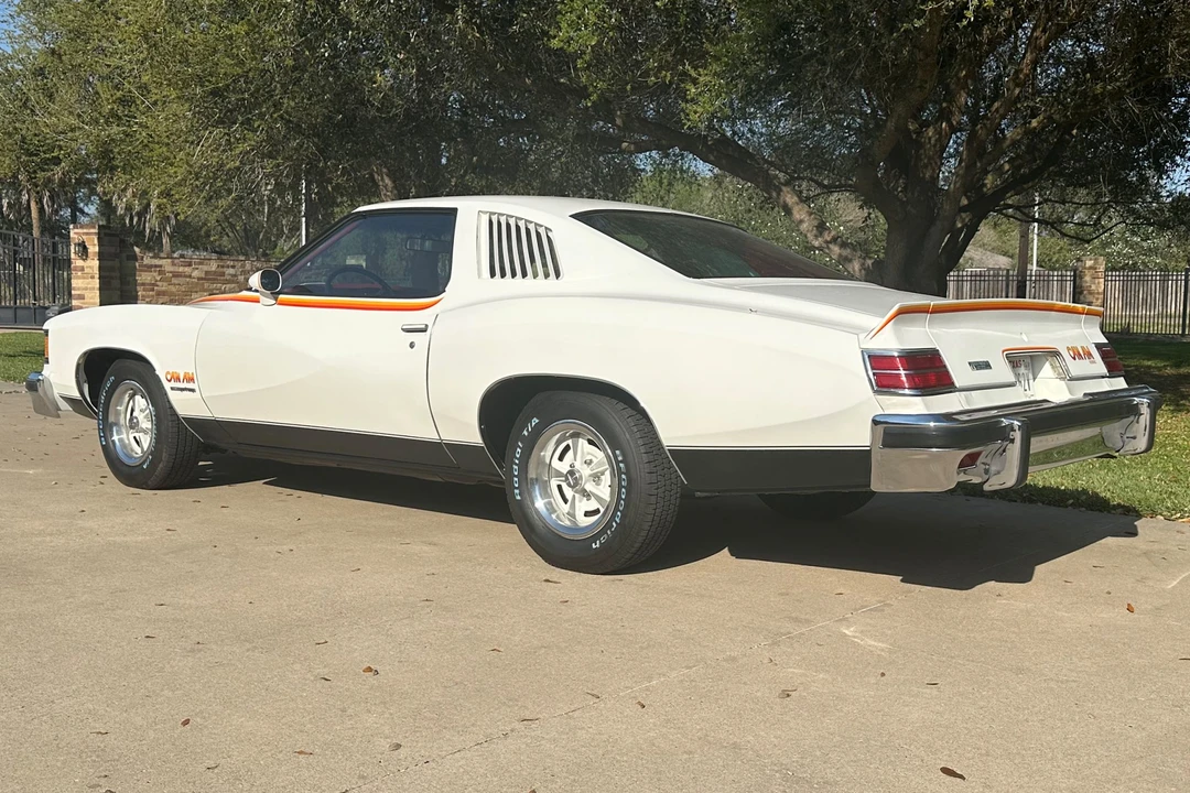 1977 Pontiac LeMans 4th+ Gen - Image 6 of 31