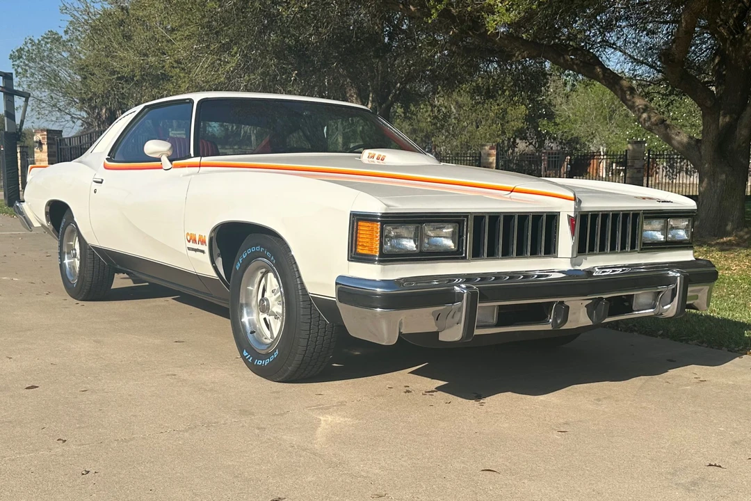 1977 Pontiac LeMans 4th+ Gen - Image 15 of 31