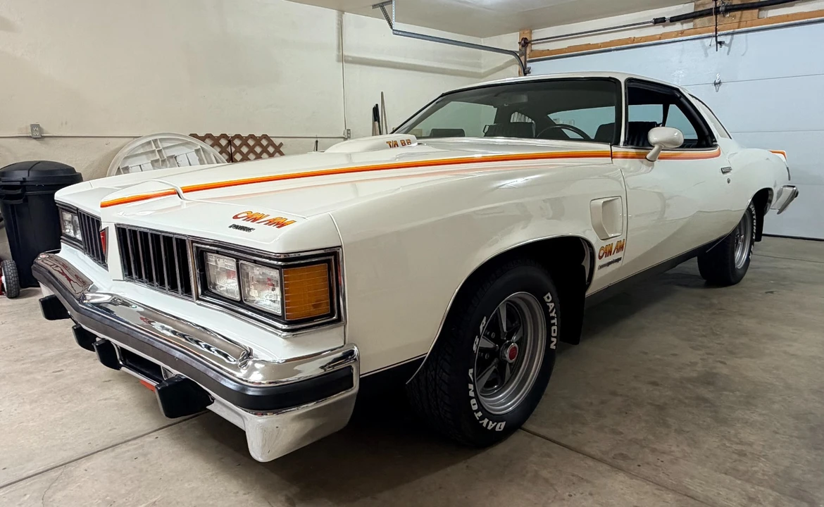 1977 Pontiac LeMans 4th+ Gen - Image 4 of 31