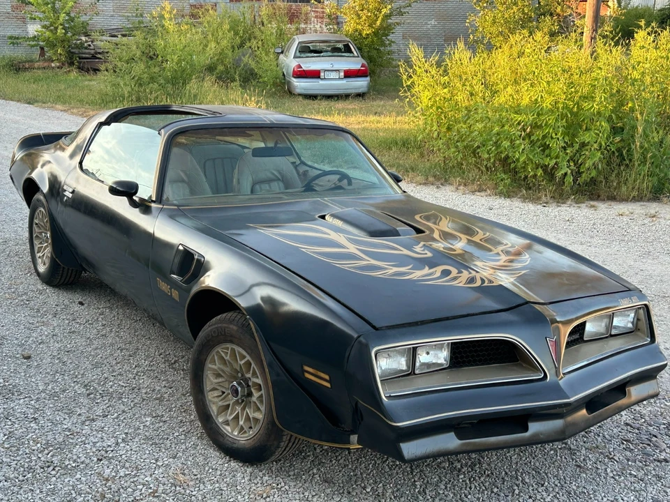 1977 Pontiac Firebird Trans Am 2nd Gen - Image 11 of 31