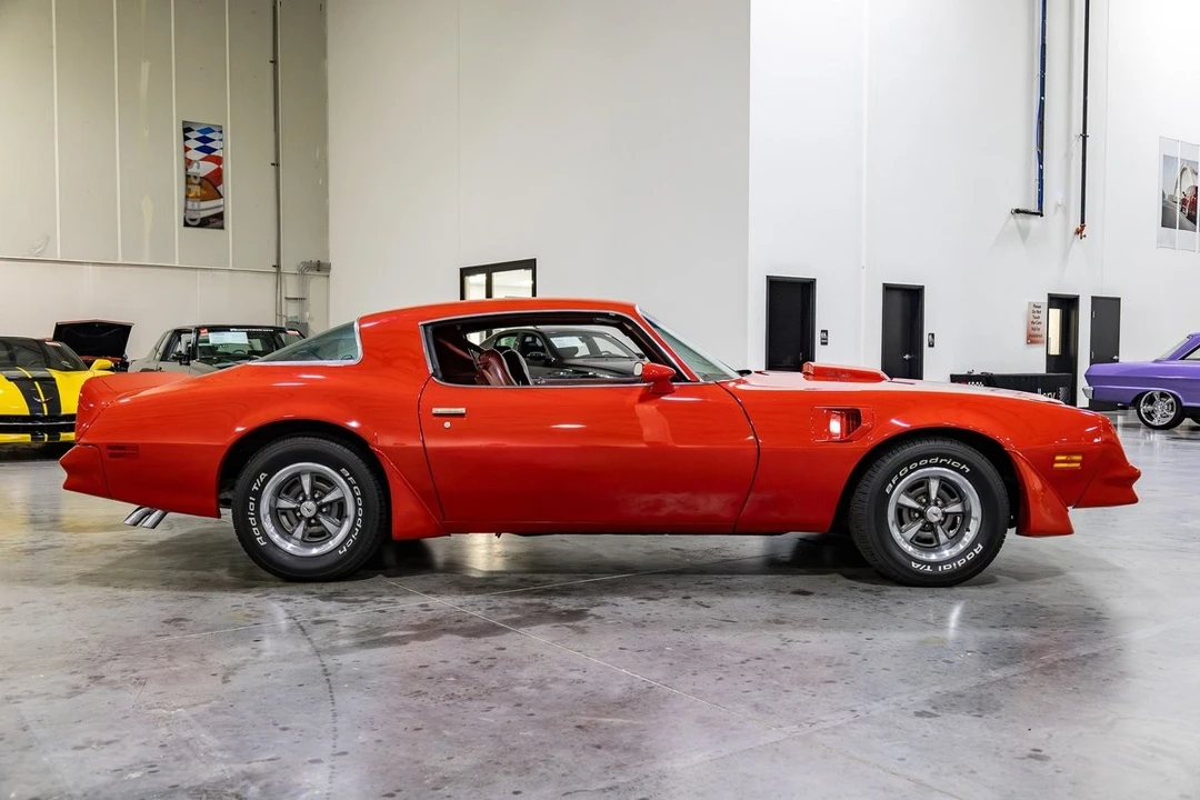 1977 Pontiac Firebird Trans Am 2nd Gen - Image 8 of 31