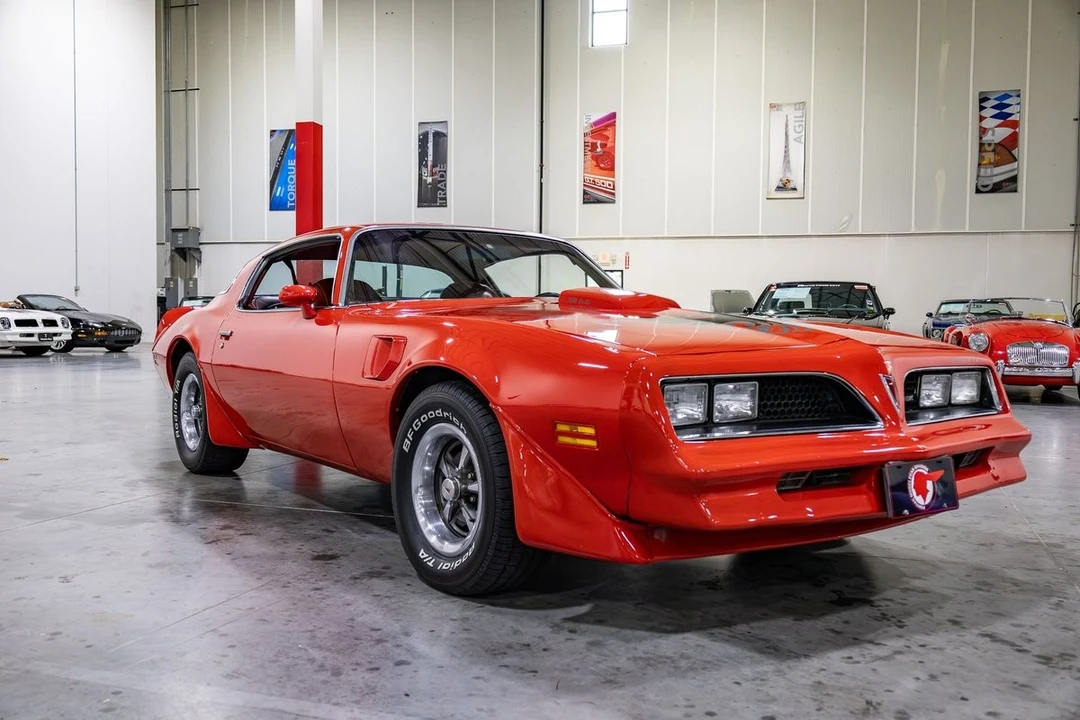 1977 Pontiac Firebird Trans Am 2nd Gen - Image 9 of 31