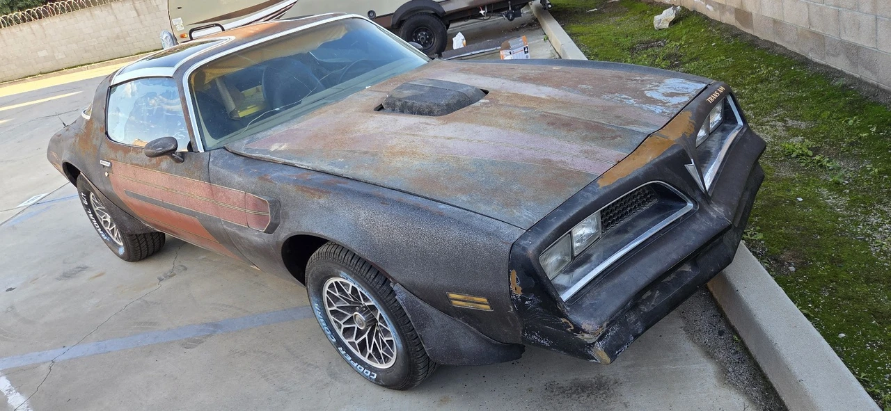 1977 Pontiac Firebird Trans Am 2nd Gen - Image 4 of 21