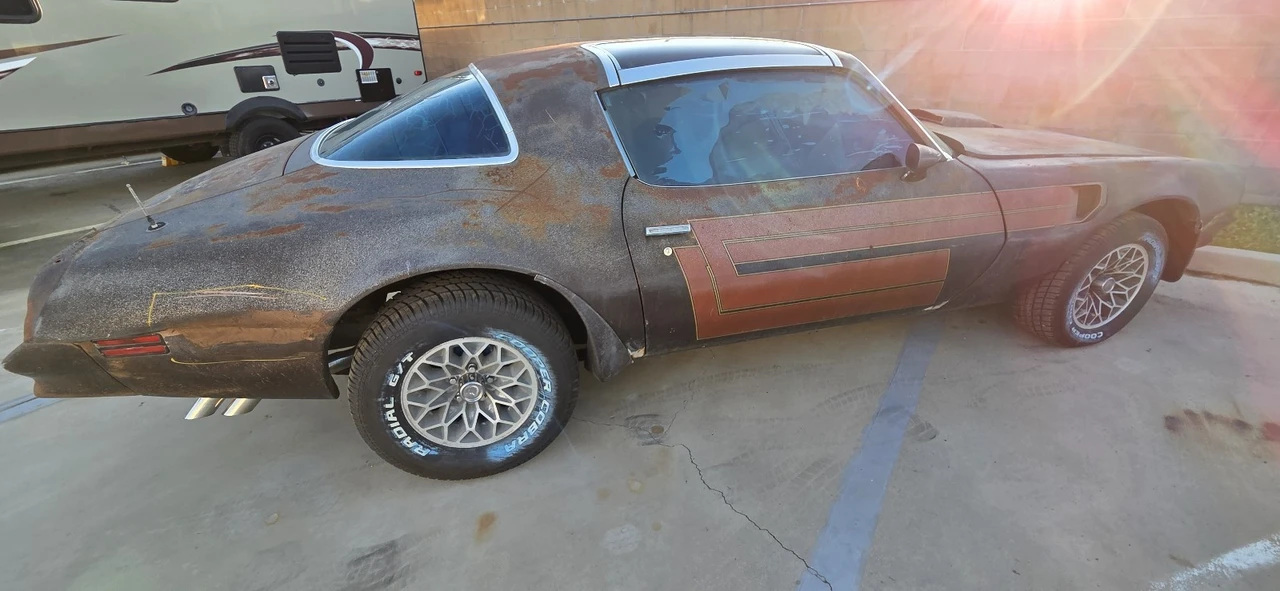 1977 Pontiac Firebird Trans Am 2nd Gen - Image 5 of 21