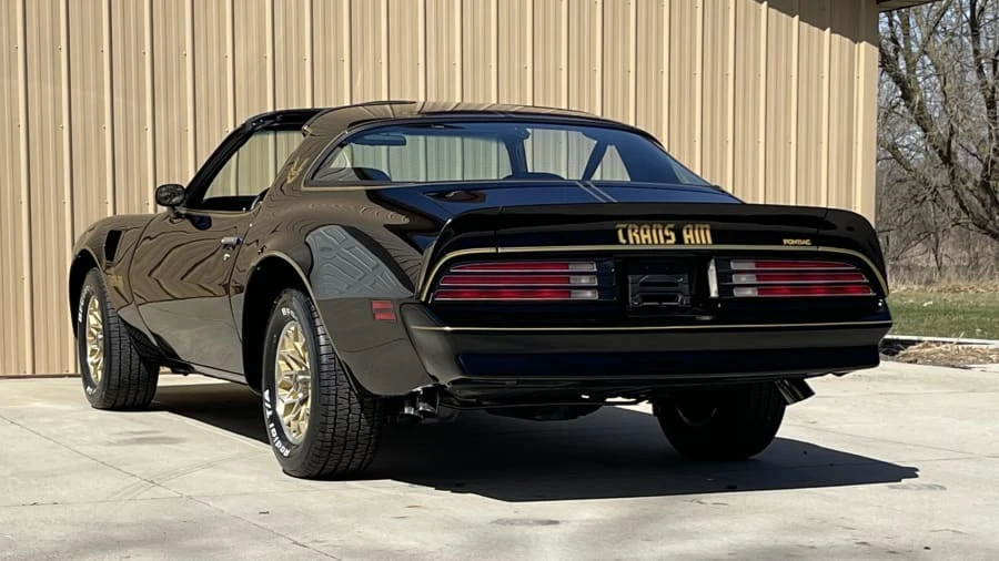 1977 Pontiac Firebird Trans Am 2nd Gen - Image 2 of 21