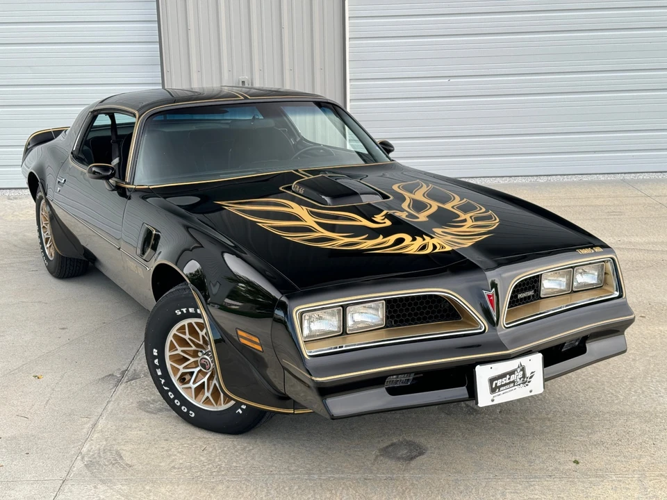 1977 Pontiac Firebird Trans Am 2nd Gen - Image 2 of 31