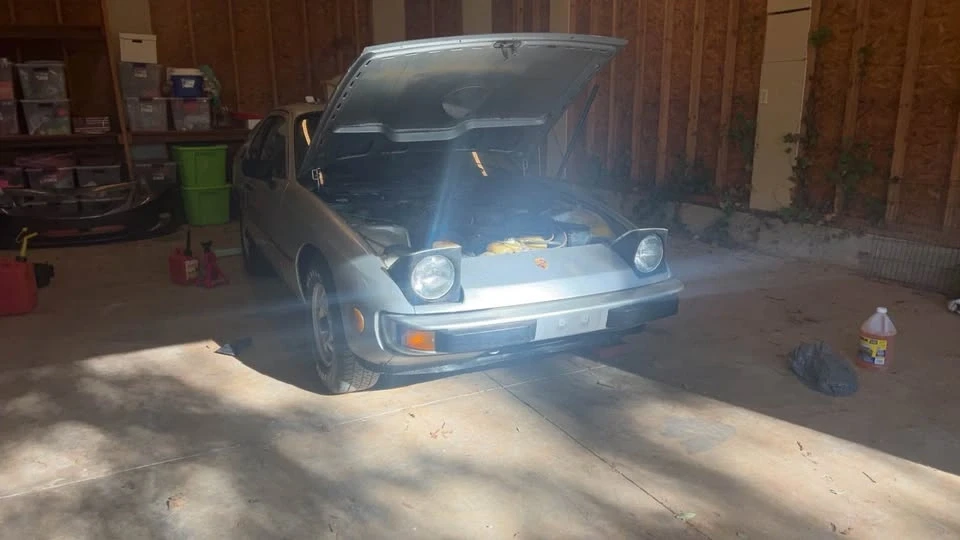 1977 Porsche 924 - Image 4 of 10