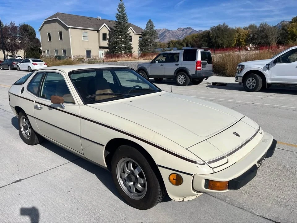 1977 Porsche 924 - Image 2 of 9