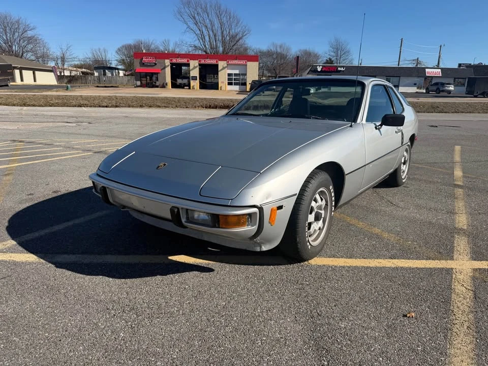 1977 Porsche 924 - Image 4 of 7