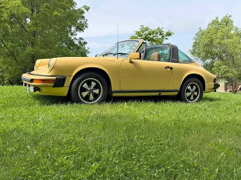 1977 Porsche 911S Targa