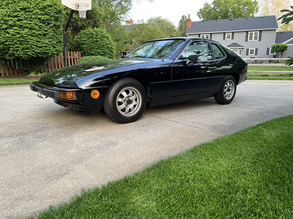 1977 Porsche 924 - Image 2 of 31