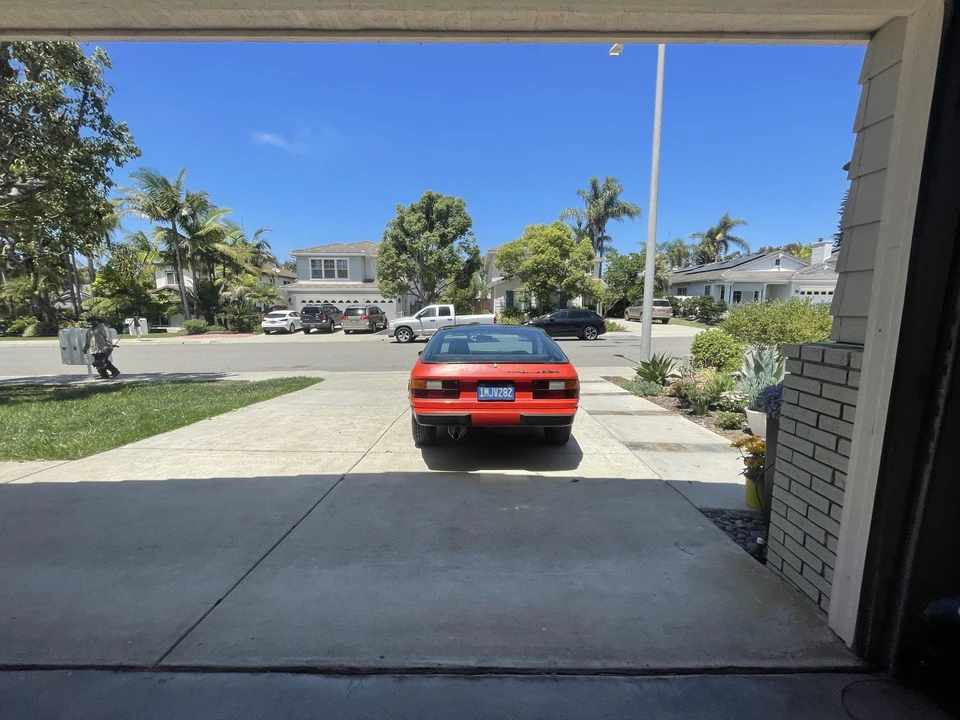 1977 Porsche 924 - Image 13 of 31