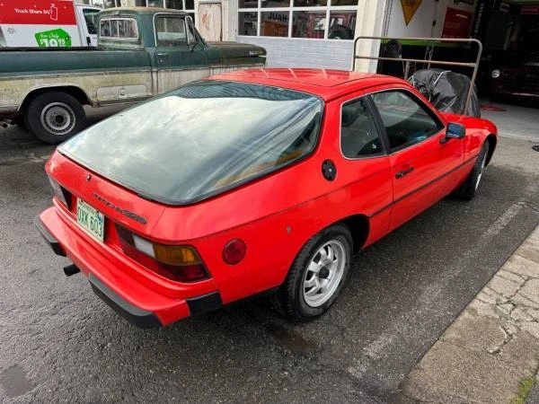 1977 Porsche 924 - Image 2 of 17