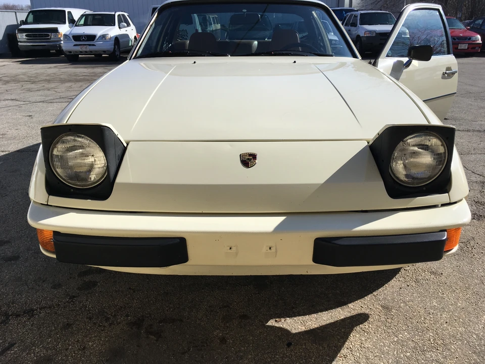 1977 Porsche 924 - Image 24 of 31