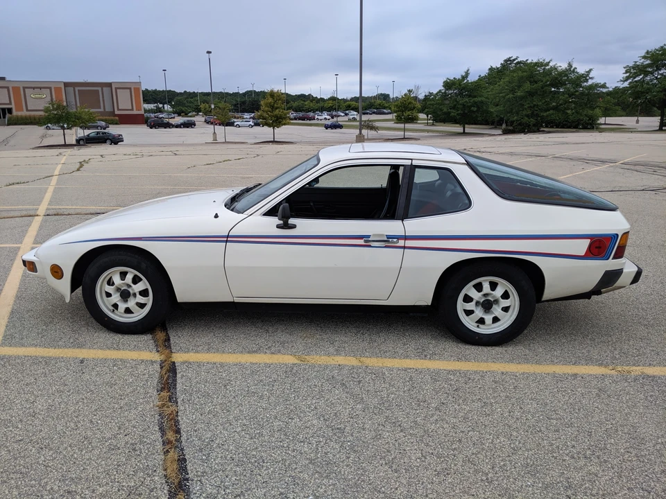 1977 Porsche 924 - Image 3 of 31