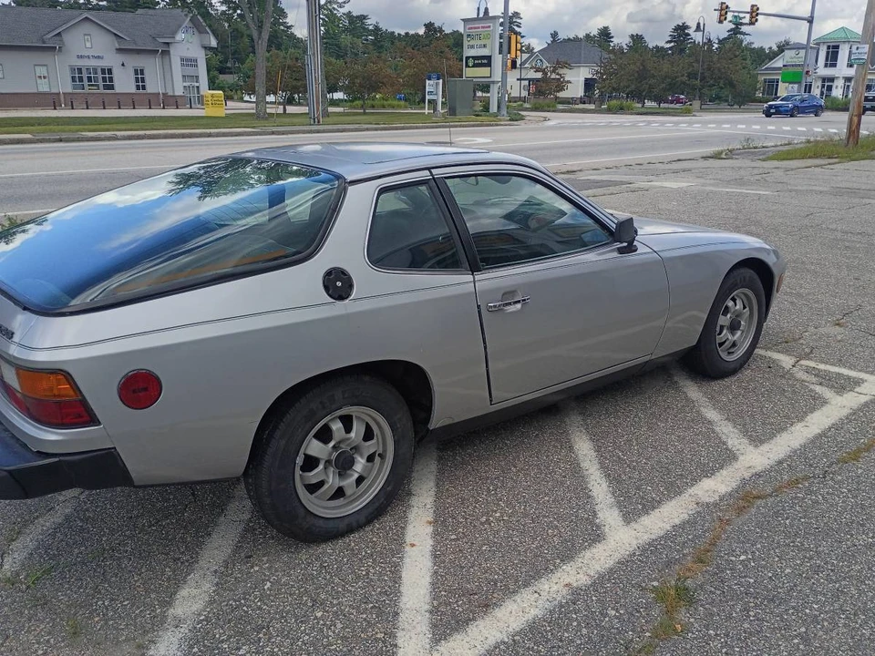 1977 Porsche 924 - Image 5 of 13