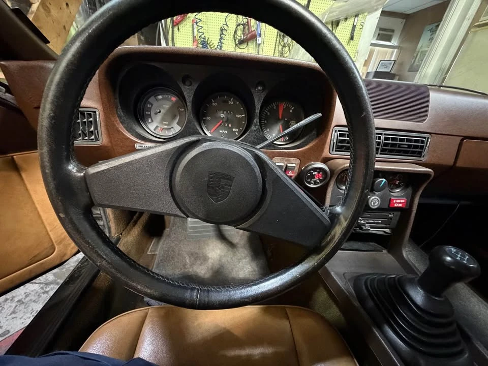1977 Porsche 924 - Image 8 of 14