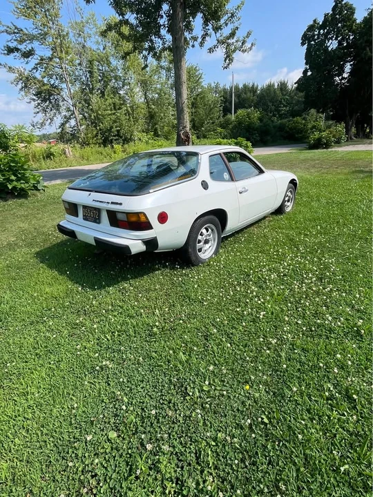 1977 Porsche 924 - Image 2 of 8