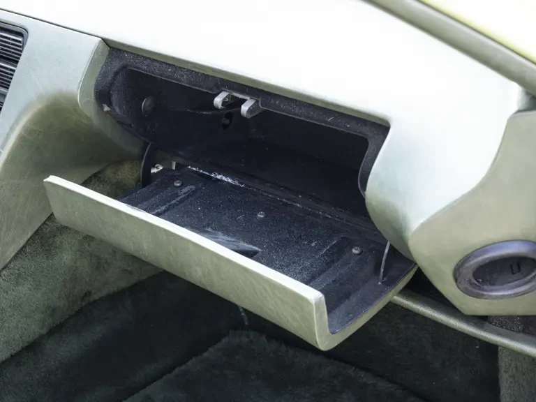 1977 Porsche 928 - Image 19 of 31