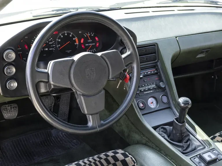 1977 Porsche 928 - Image 12 of 31