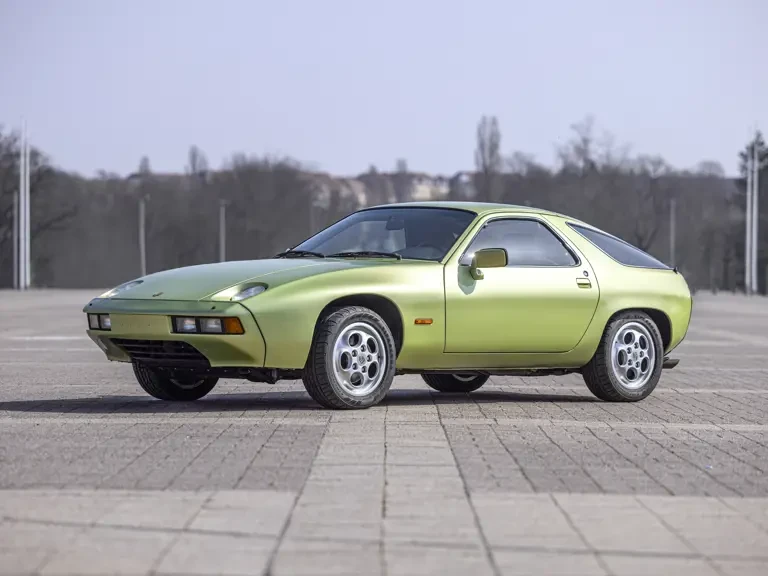 1977 Porsche 928 - Image 2 of 31