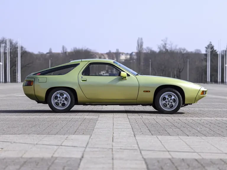 1977 Porsche 928 - Image 6 of 31