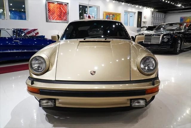1977 Porsche 934 & 935 - Image 2 of 21