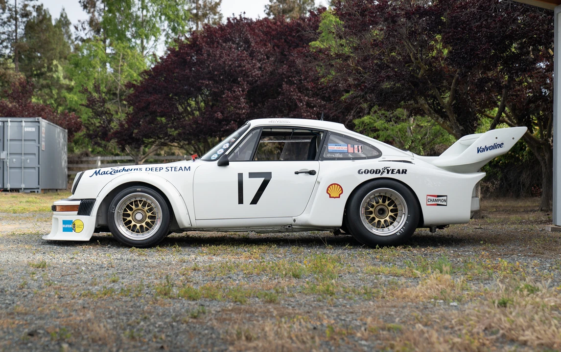 1977 Porsche 934 & 935 - Image 2 of 31