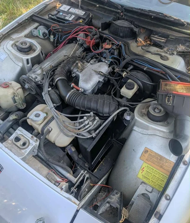 1977 Porsche 928 - Image 2 of 4