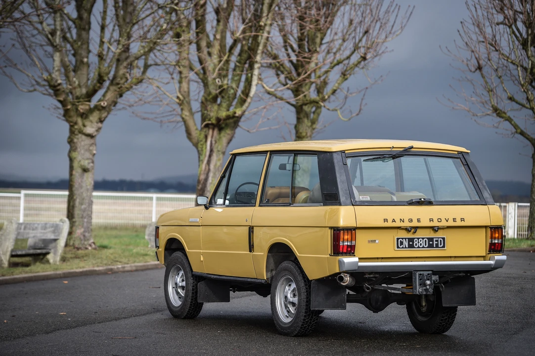 1977 Land Rover Range Rover Classic - Image 9 of 31