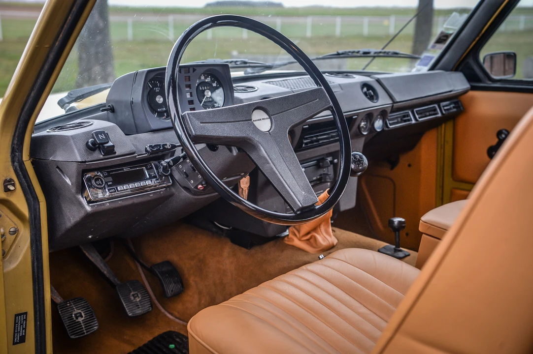 1977 Land Rover Range Rover Classic - Image 14 of 31