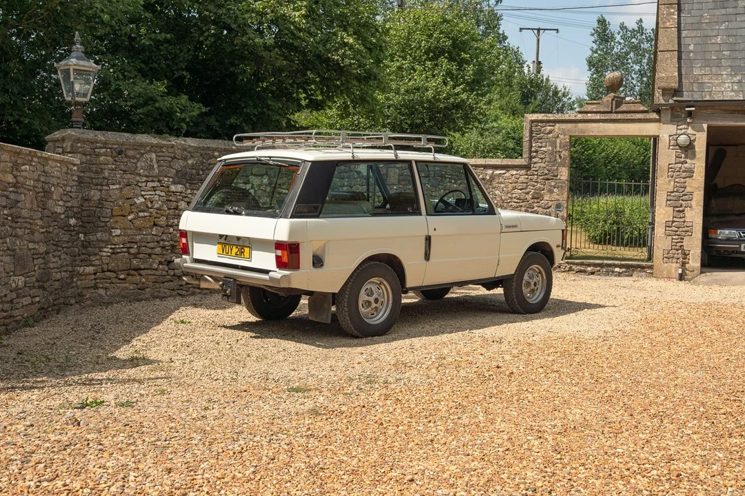 1977 Land Rover Range Rover Classic - Image 14 of 30