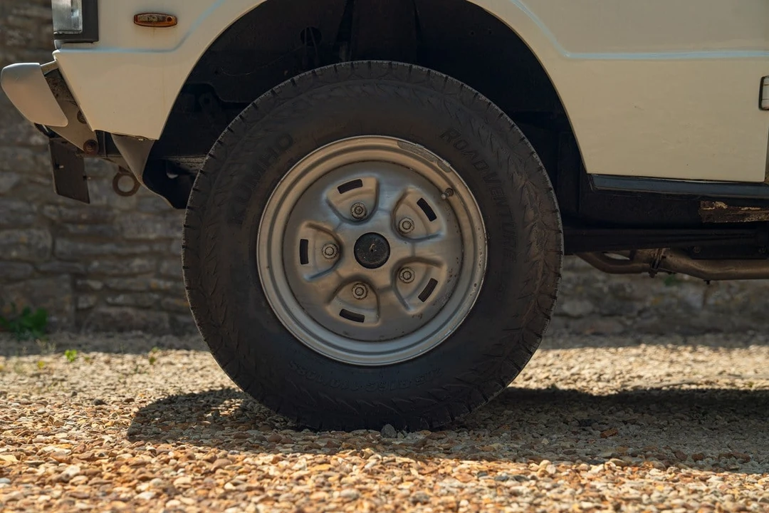 1977 Land Rover Range Rover Classic - Image 17 of 31