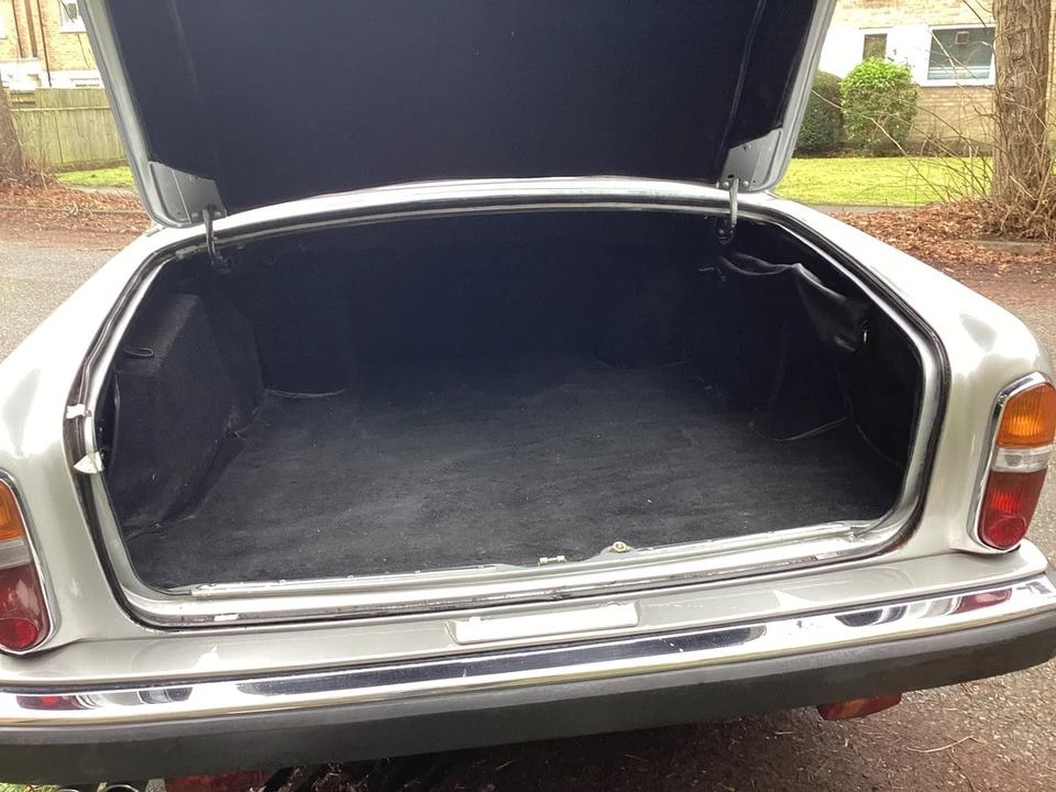 1977 Rolls-Royce Silver Shadow II - Image 12 of 13