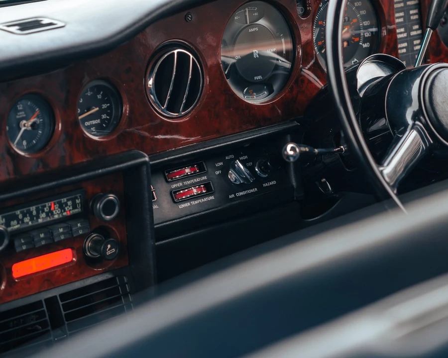 1977 Rolls-Royce Silver Shadow II - Image 18 of 30