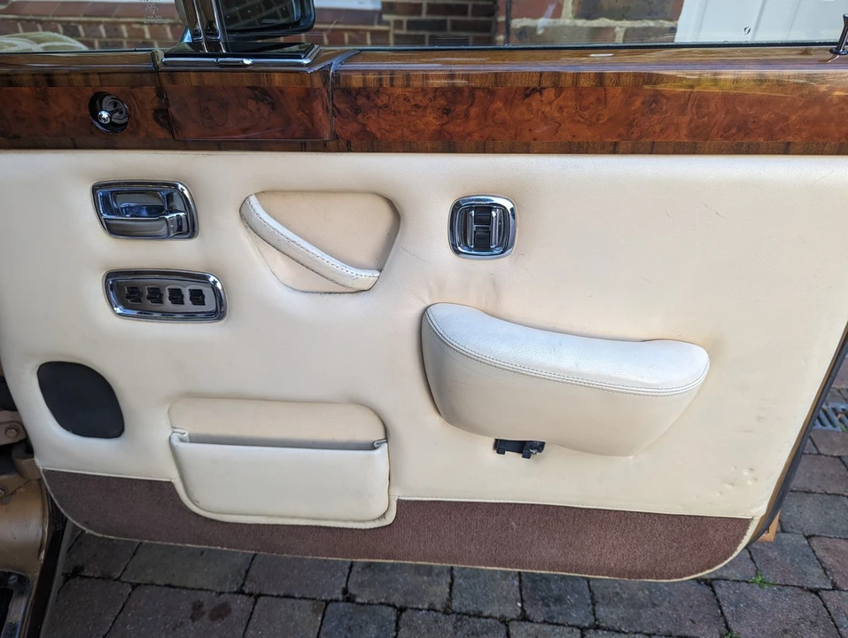 1977 Rolls-Royce Silver Shadow II - Image 19 of 30
