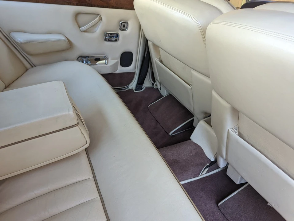 1977 Rolls-Royce Silver Shadow II - Image 23 of 30