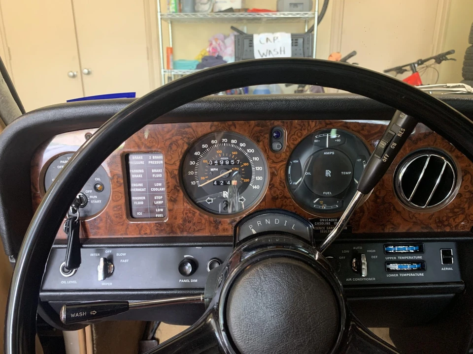 1977 Rolls-Royce Silver Shadow II - Image 24 of 31