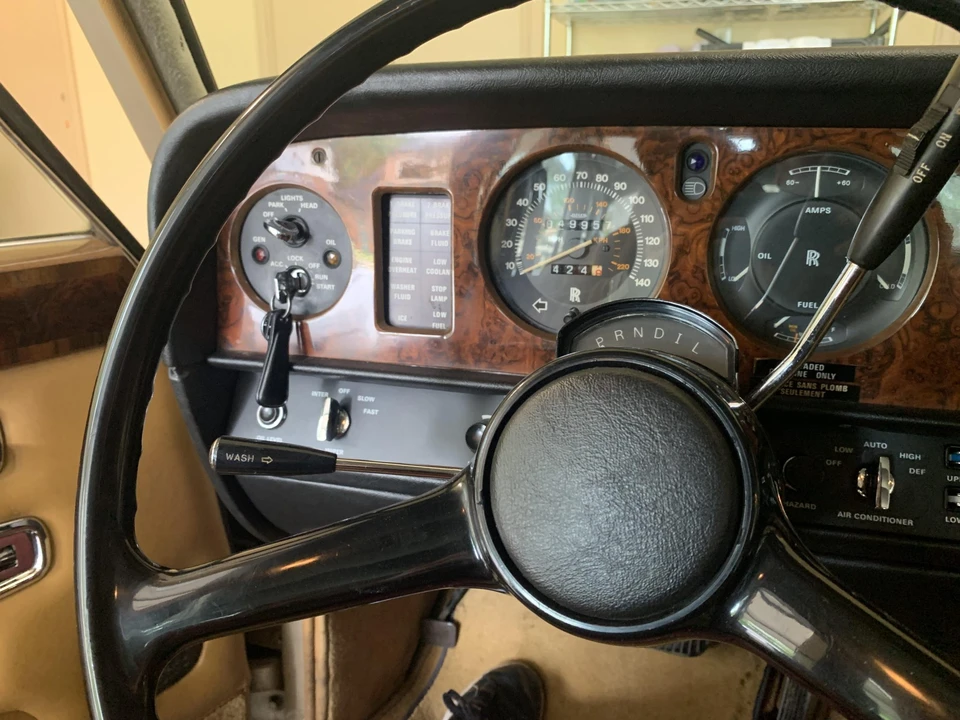 1977 Rolls-Royce Silver Shadow II - Image 25 of 31