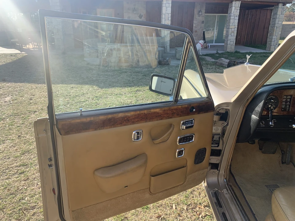 1977 Rolls-Royce Silver Shadow II - Image 20 of 31