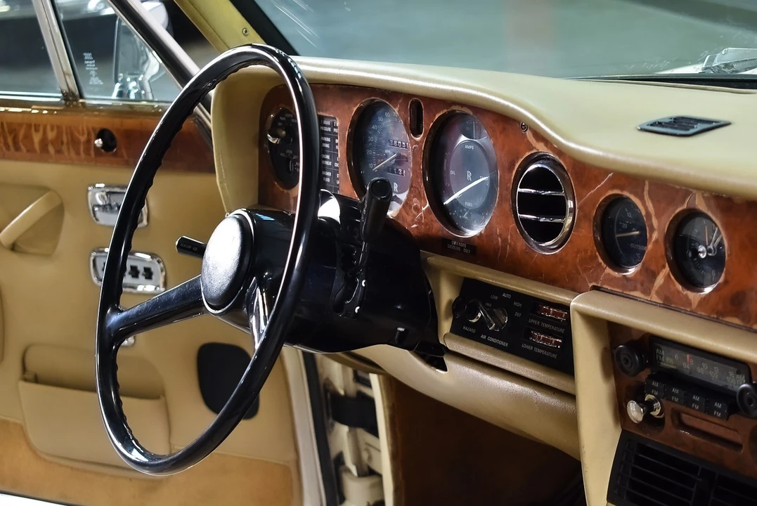 1977 Rolls-Royce Silver Shadow II - Image 27 of 30