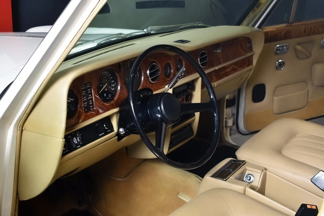 1977 Rolls-Royce Silver Shadow II - Image 28 of 30