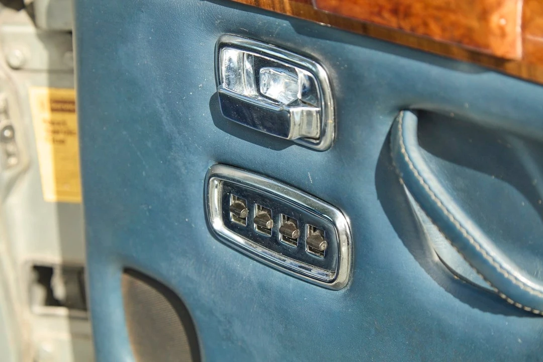 1977 Rolls-Royce Silver Shadow II - Image 7 of 31