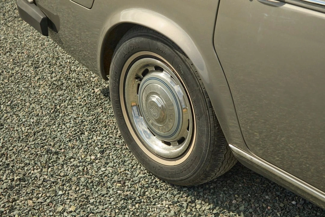1977 Rolls-Royce Silver Shadow II - Image 13 of 31
